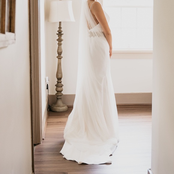 Paloma Blanca Wedding Dress Style #4614 - Picture 2 of 6